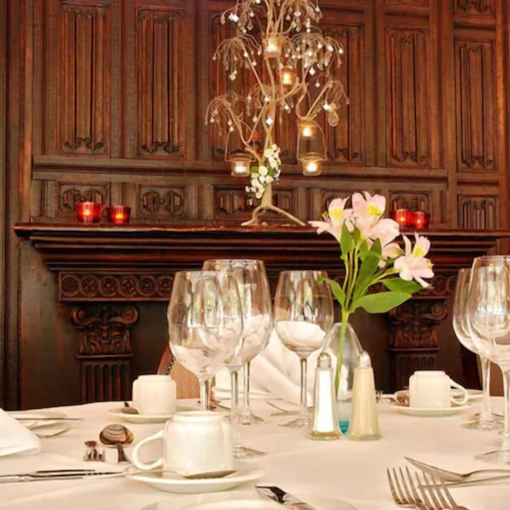 Crown & Cushion Hotel تشيبينغ نورتون المظهر الخارجي الصورة